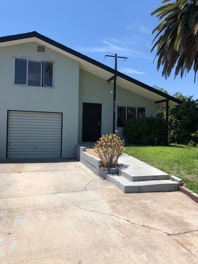 Santa Barbara House: 4167 San Martin Way