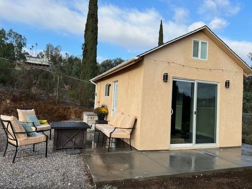 Private Studio w/Loft, 1 Bath rental in Granite Hills available for rent mid September. – photo 1