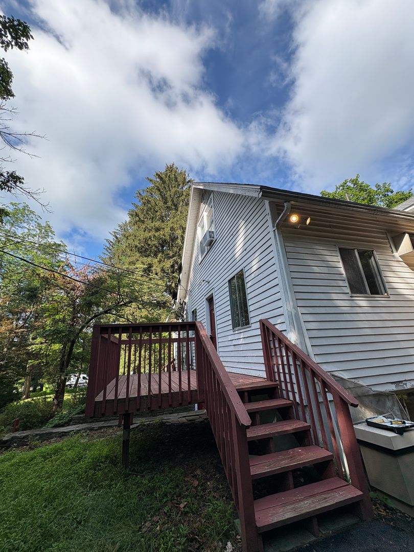 1328 Dreher Ave