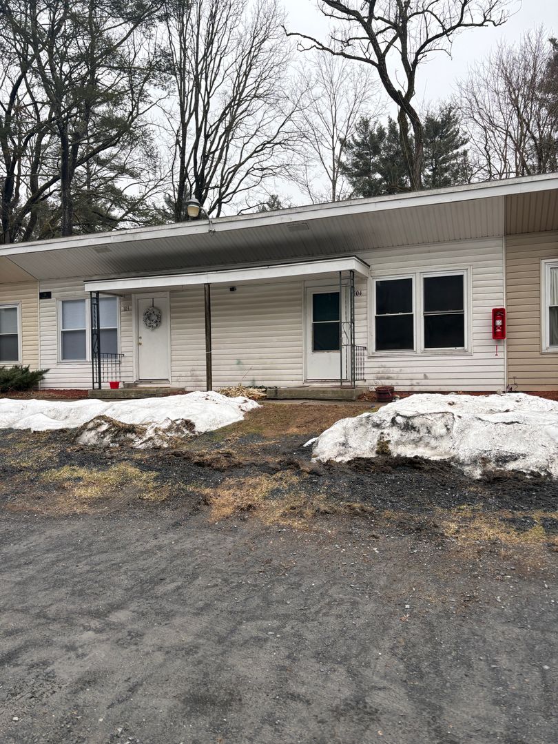 East Stroudsburg Apartment: 102-114 Cabanna Lane and 200-231 Poco Lane