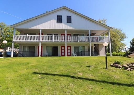 Gouldsboro Apartment: 106-115 3rd St.