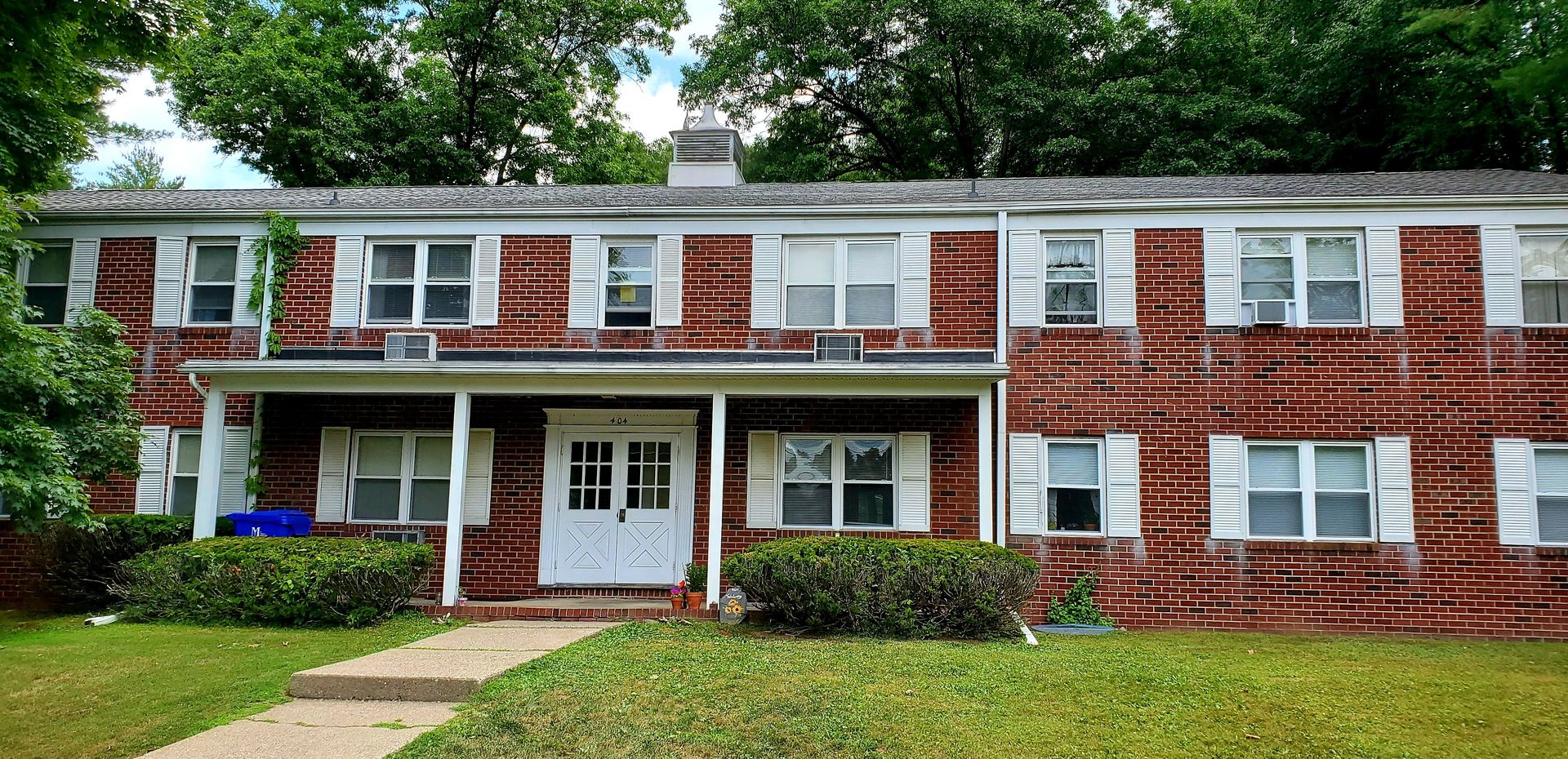 Stroudsburg Apartment: 404 Woodcliff Avenue