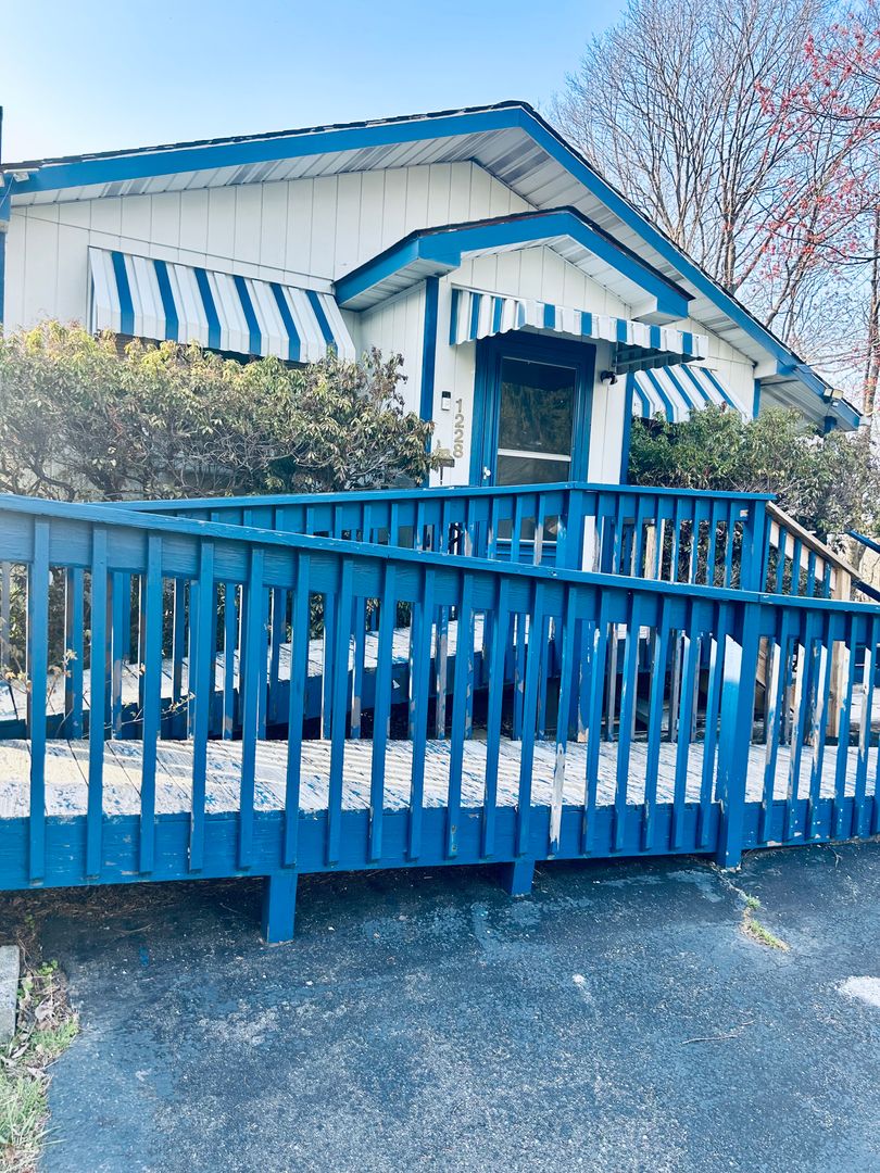 Tunkhannock Twp Apartment: 1228 Allegheny Dr