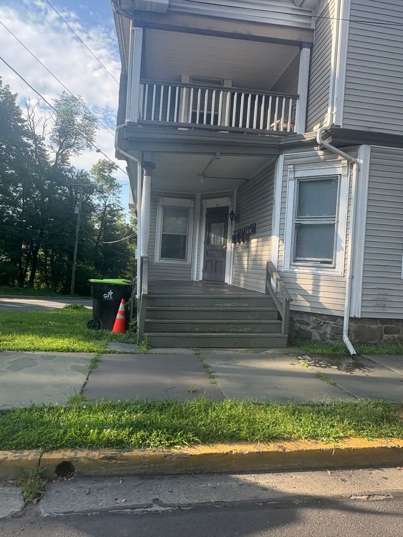 501-503 Thomas St