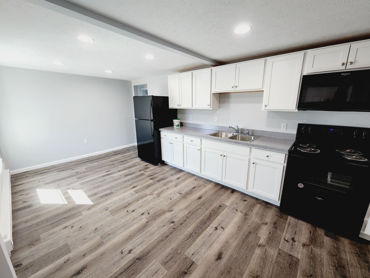 Pocono Summit Apartment: 191 Summit Ave