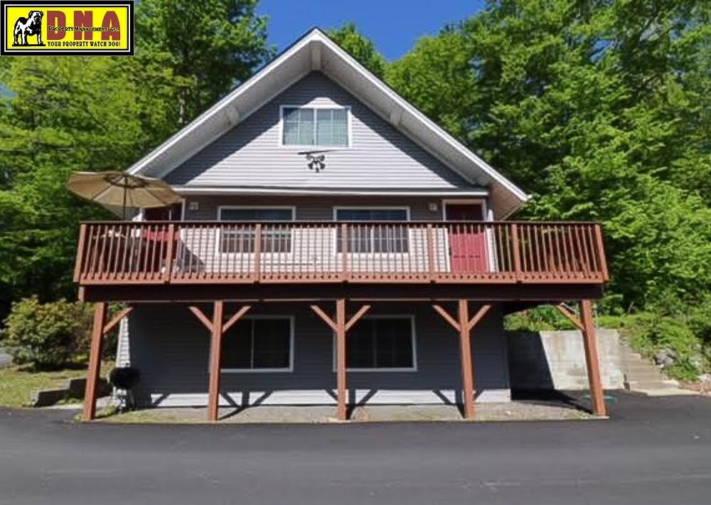 Gouldsboro Apartment: 106-115 3rd St.