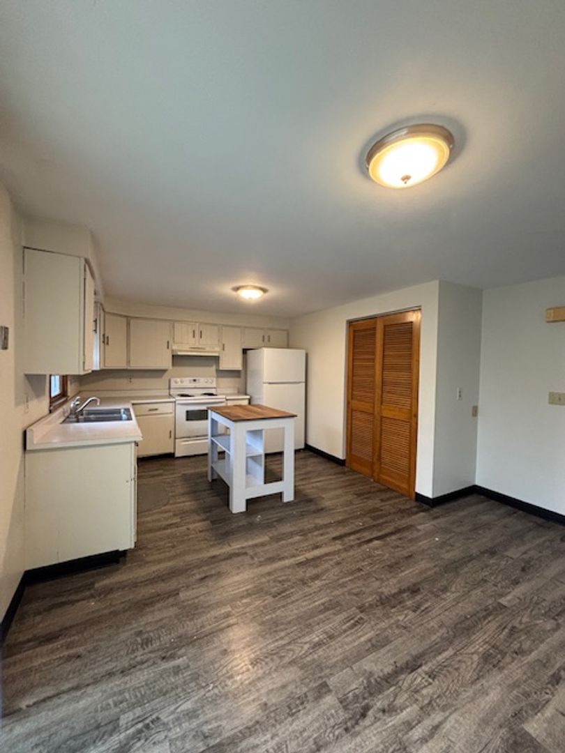 East Syracuse Apartment: 6463-65 Wells Drive