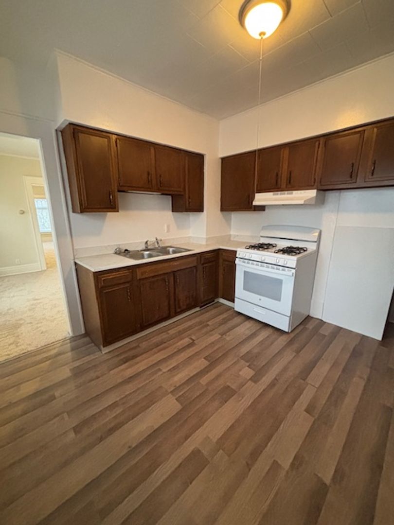 Syracuse Apartment: 620-22 Fellows Avenue