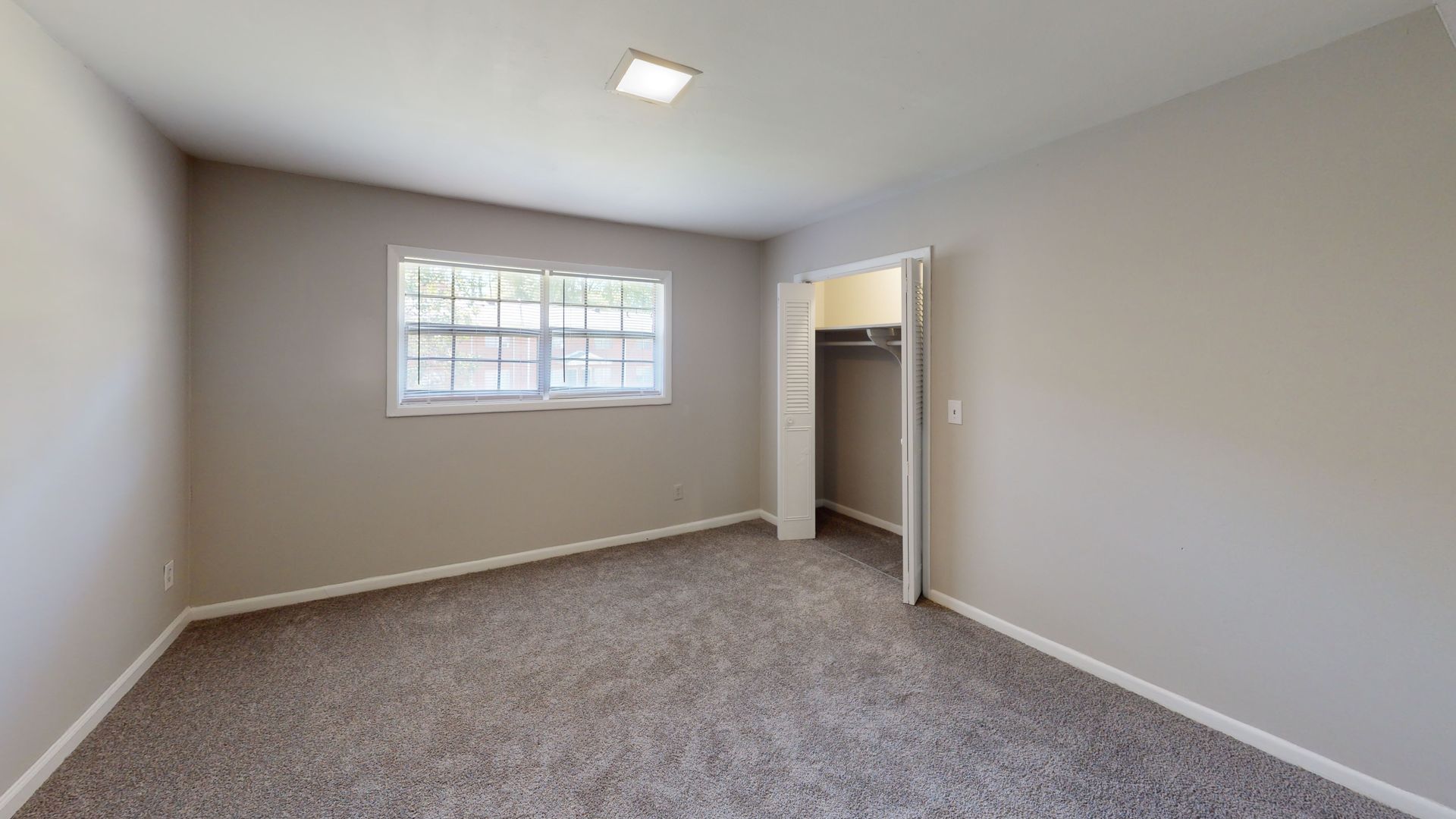 East Point Townhome: 3073 Washington Road