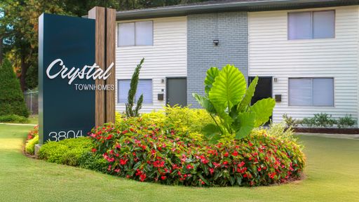 Yellowstone 3Bed | 1.5Bath Standard Townhome – photo 1