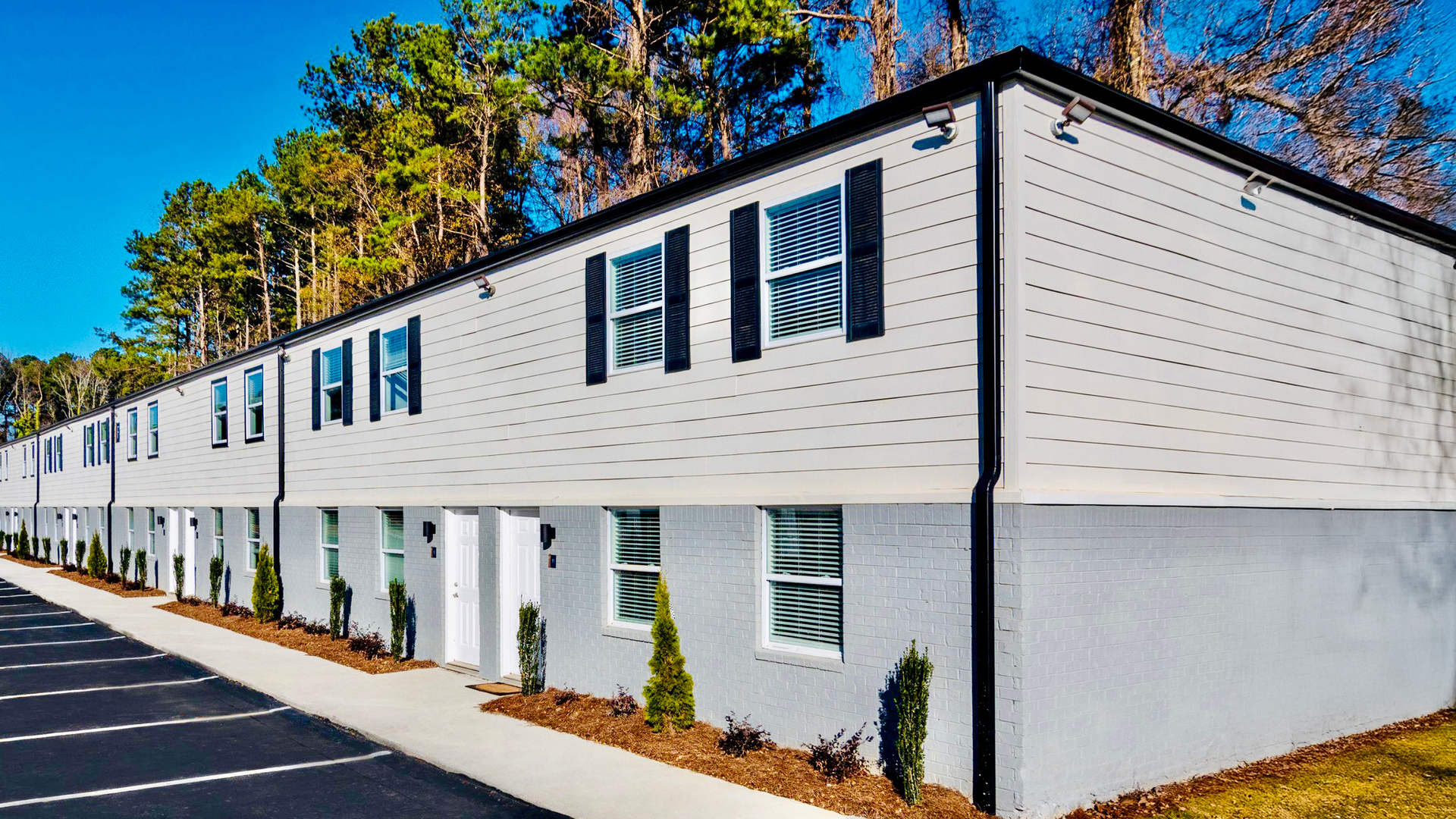 Atlanta Townhome: 2601 Roosevelt Highway