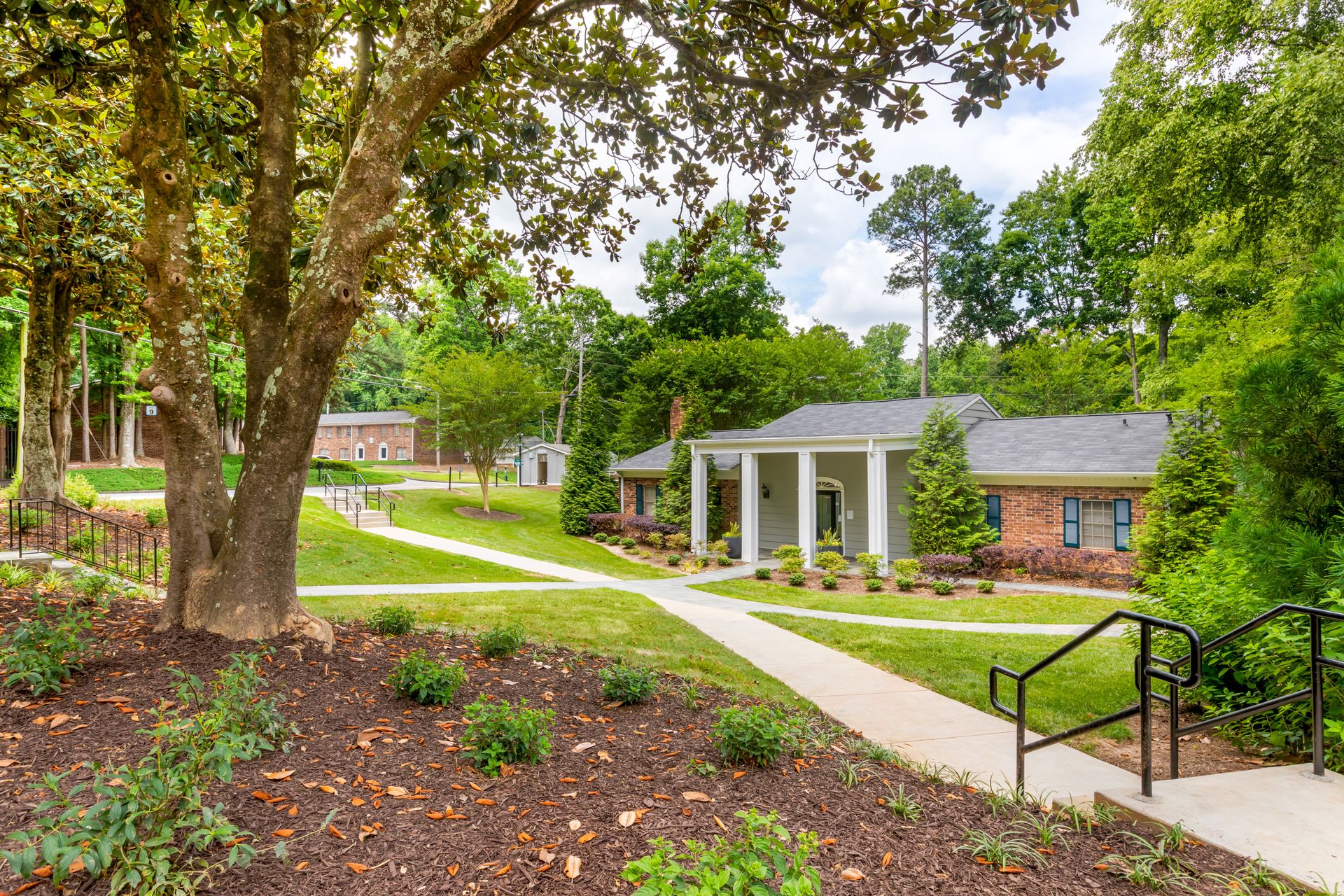 College Park Townhome: 2609 Charlestown Drive