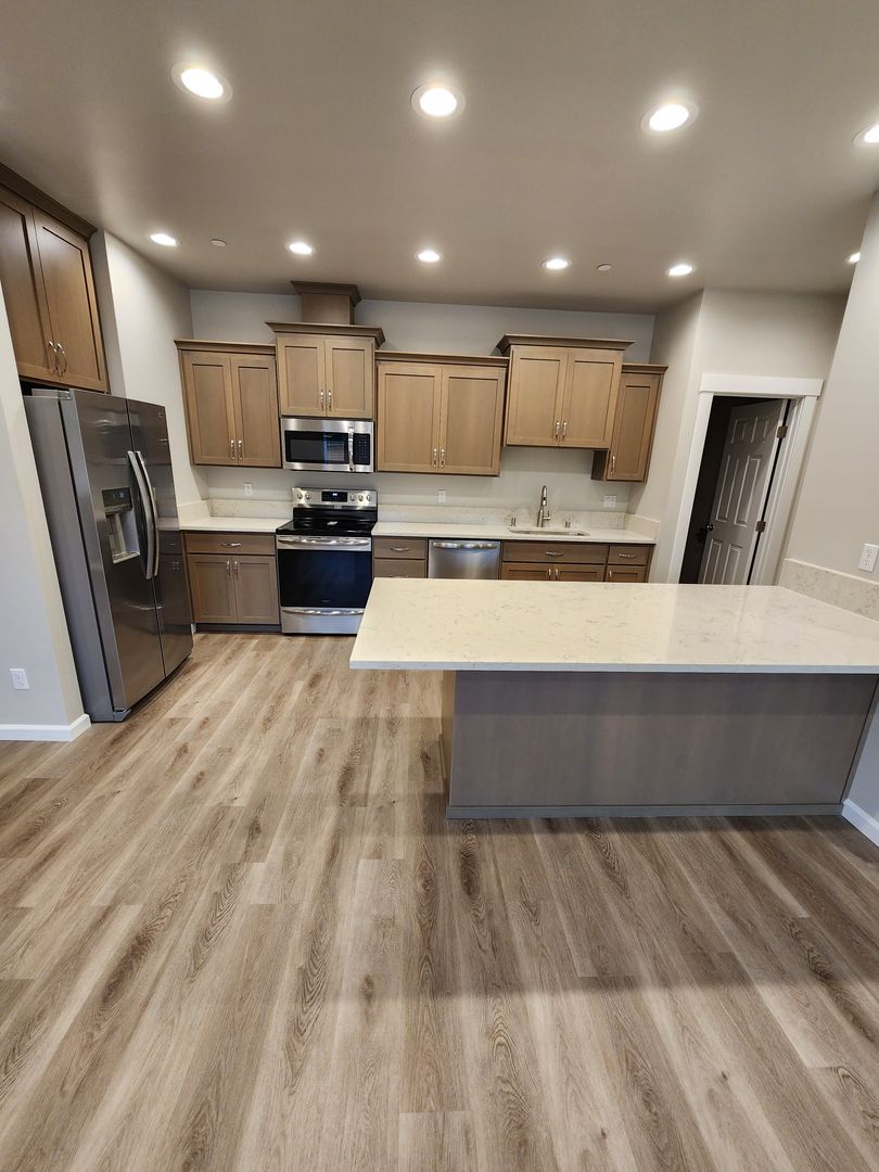 Puyallup Townhome: New View Townhomes