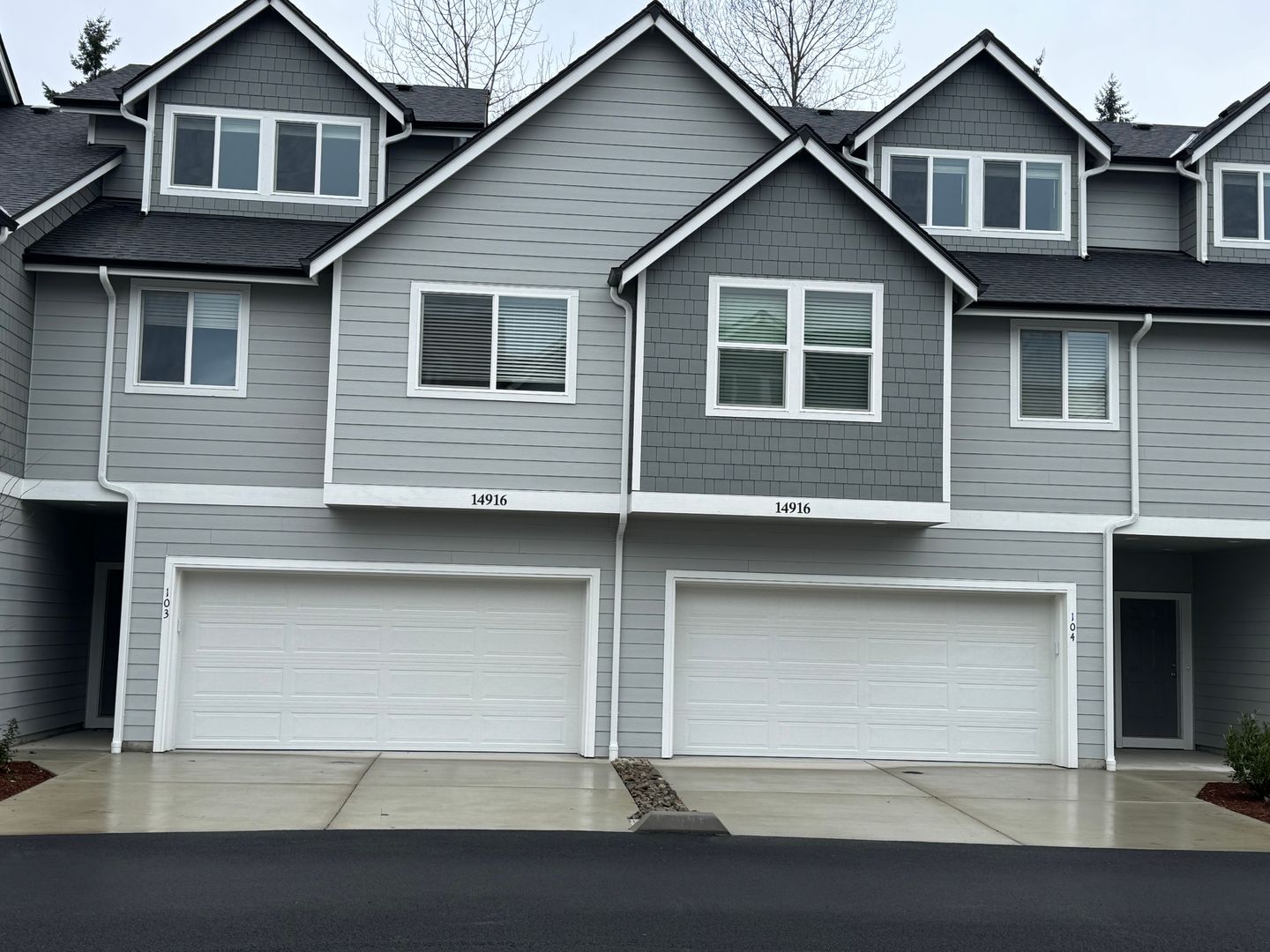 Puyallup Townhome: 14916 Canyon Road East