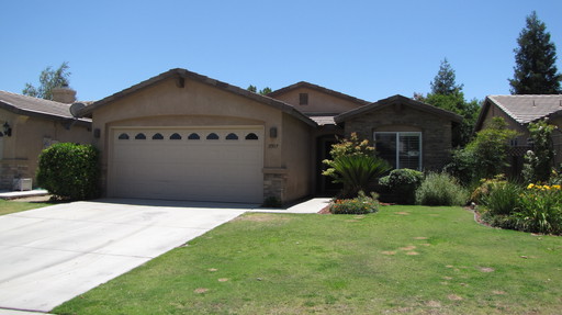 Seven Oaks at Grand Island Home – photo 1