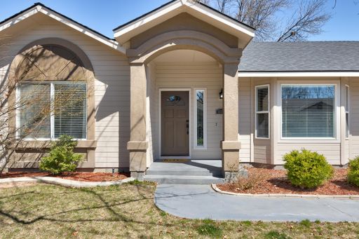 Lakeside Property - Gated Community with Office!! – photo 1