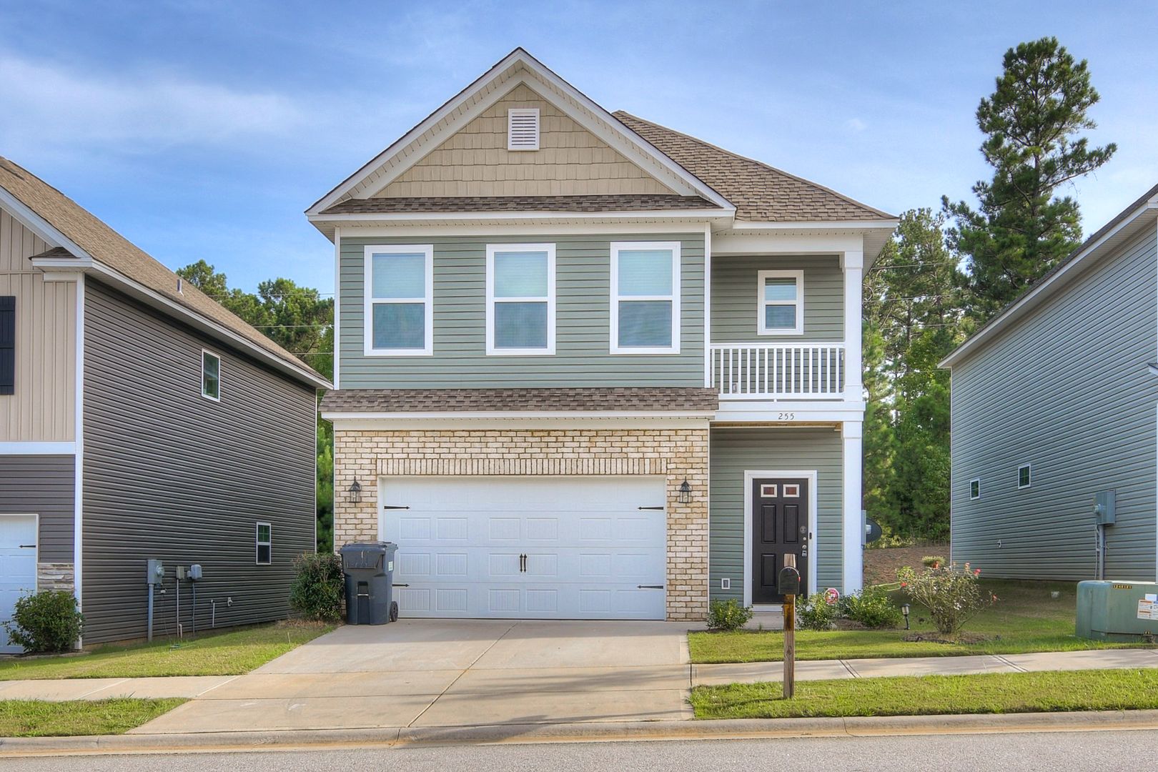 Grovetown House: 255 Claudia Dr
