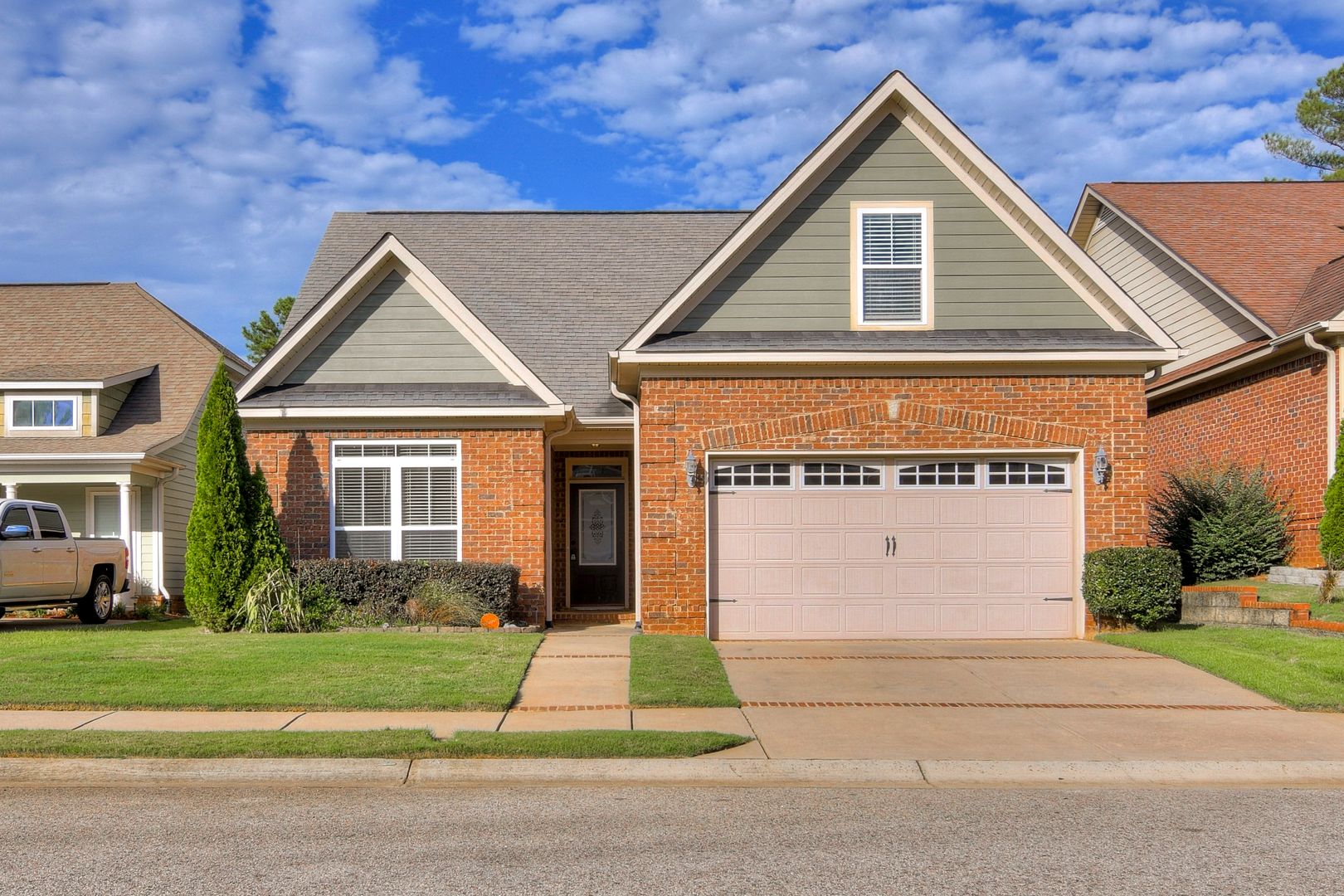 Evans House: 1011 Barrett Drive