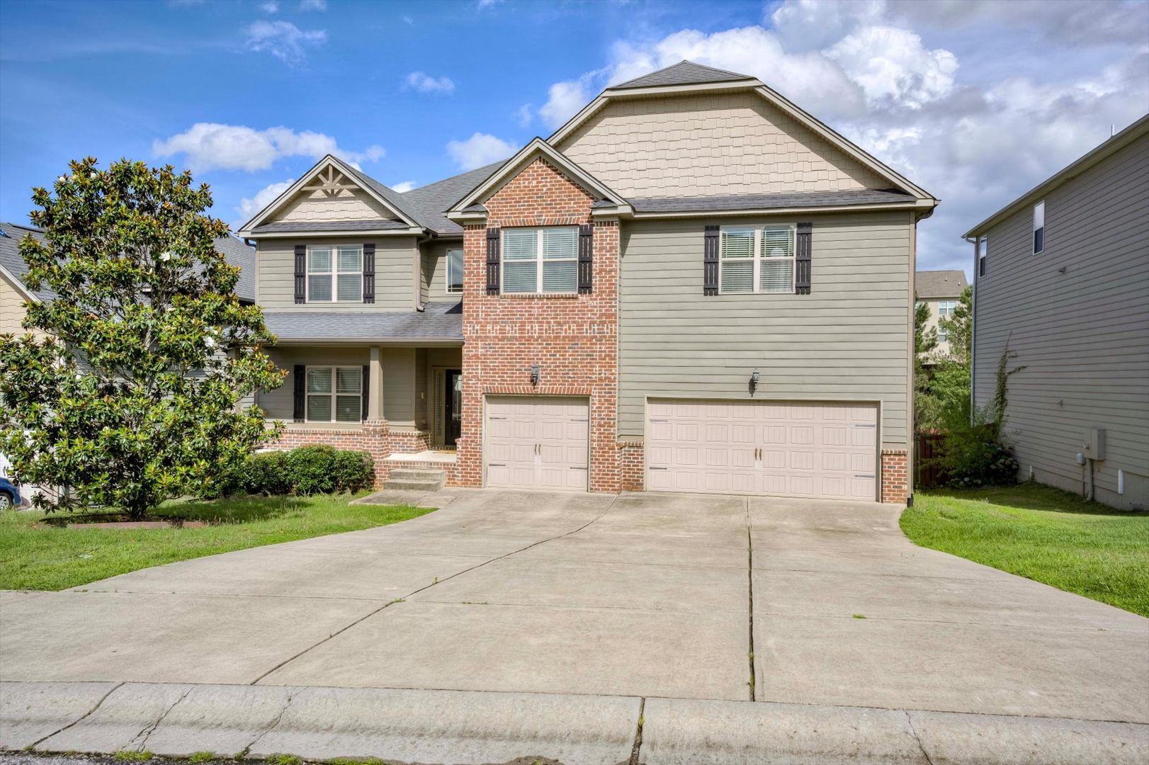 Evans House: 542 Oconee Cir