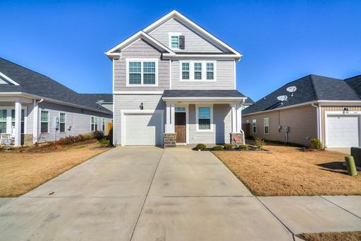 3 Bedroom 2.5 Bath Home in Canterbury Farms – photo 1