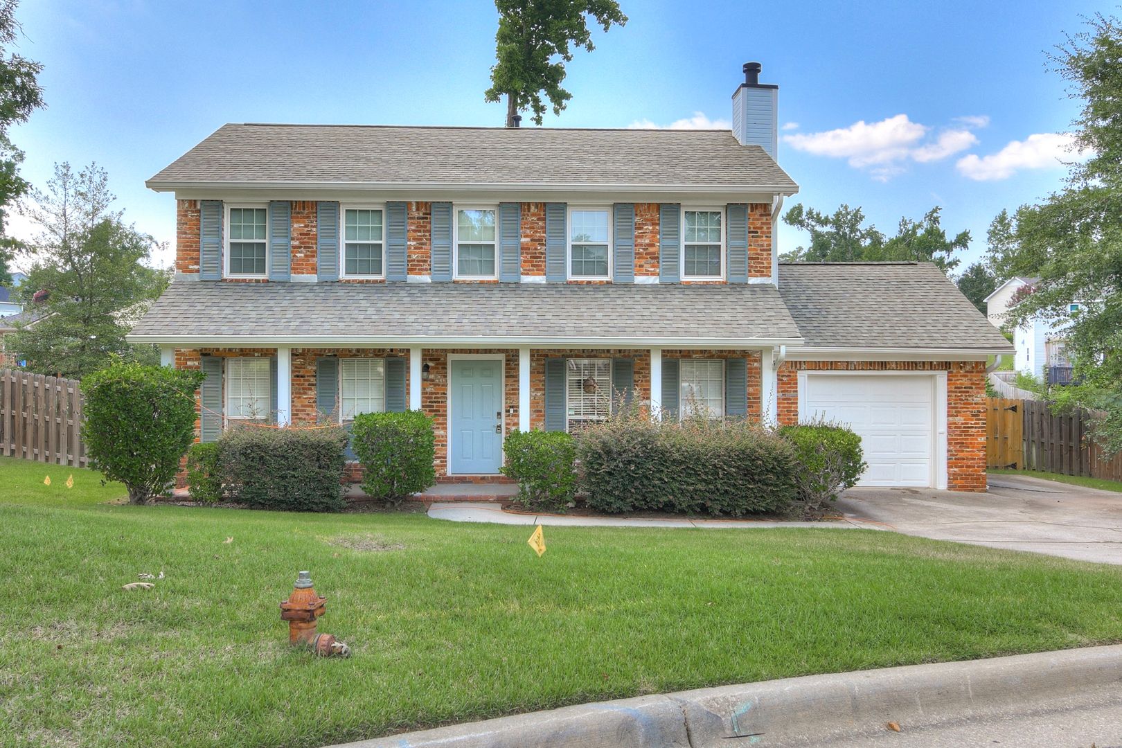 Martinez House: 321 Timberidge Dr.