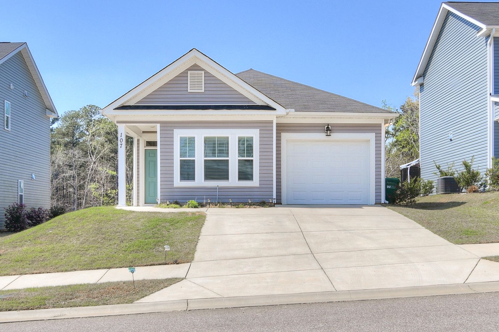 North Augusta House: 107 Candleberry Dr