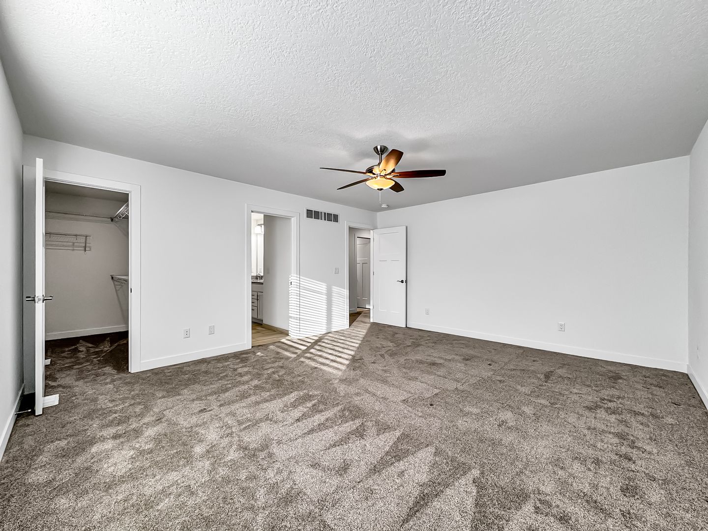 Davenport Apartment: Lakeview Pkwy - Ravenwood Ln