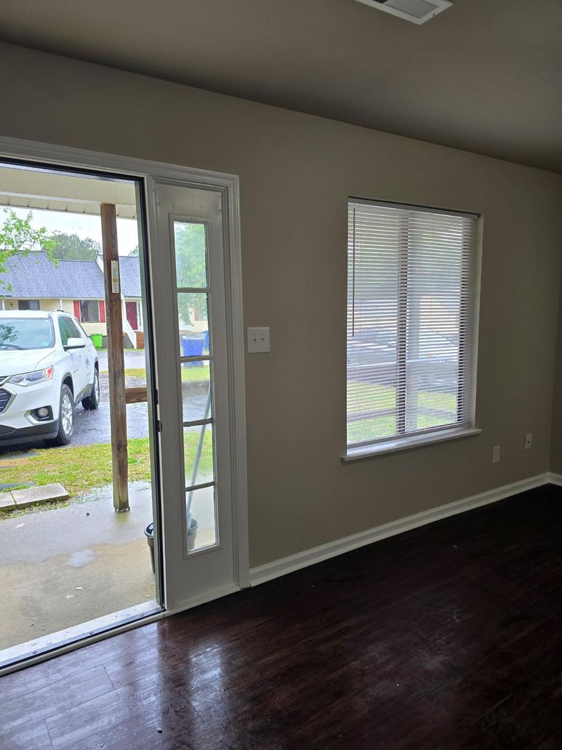 Rocky Mount Apartment: 401 Hill top  Drive