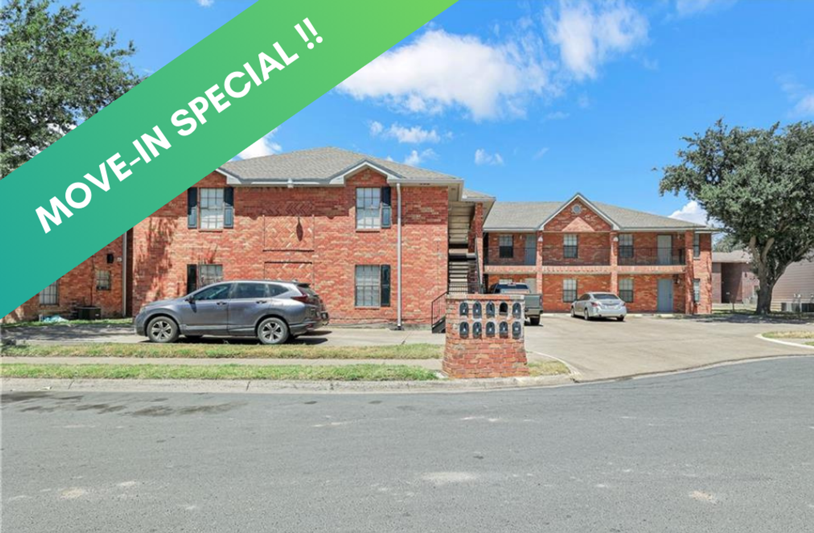 McAllen Apartment: 4101/4105/4109 N 24th Ln