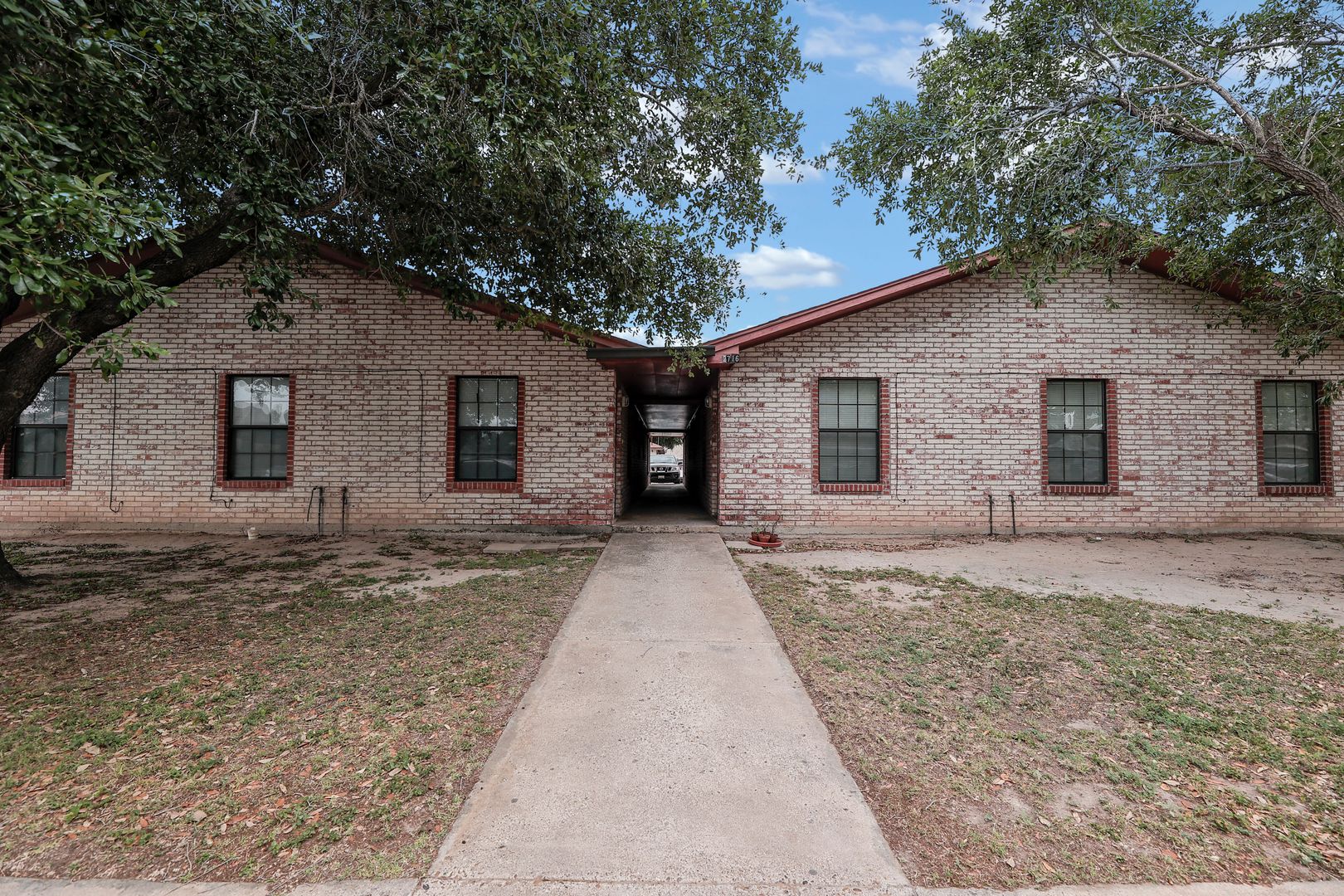 McAllen Apartment: 2716 N 31st St