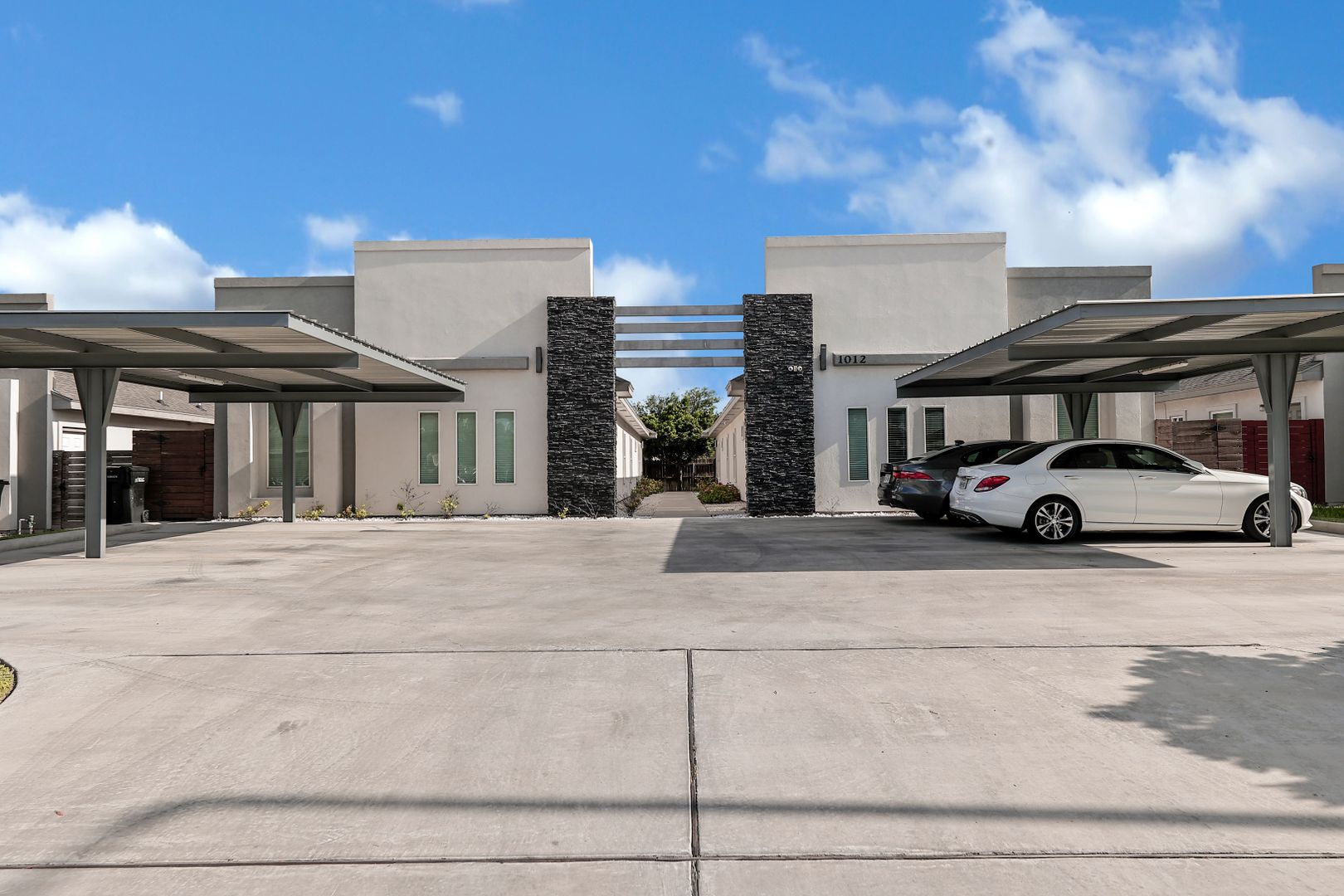 McAllen Apartment: 1012 E La Cantera Ave