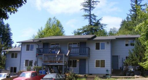 2 Bedroom Apartment in Toledo!