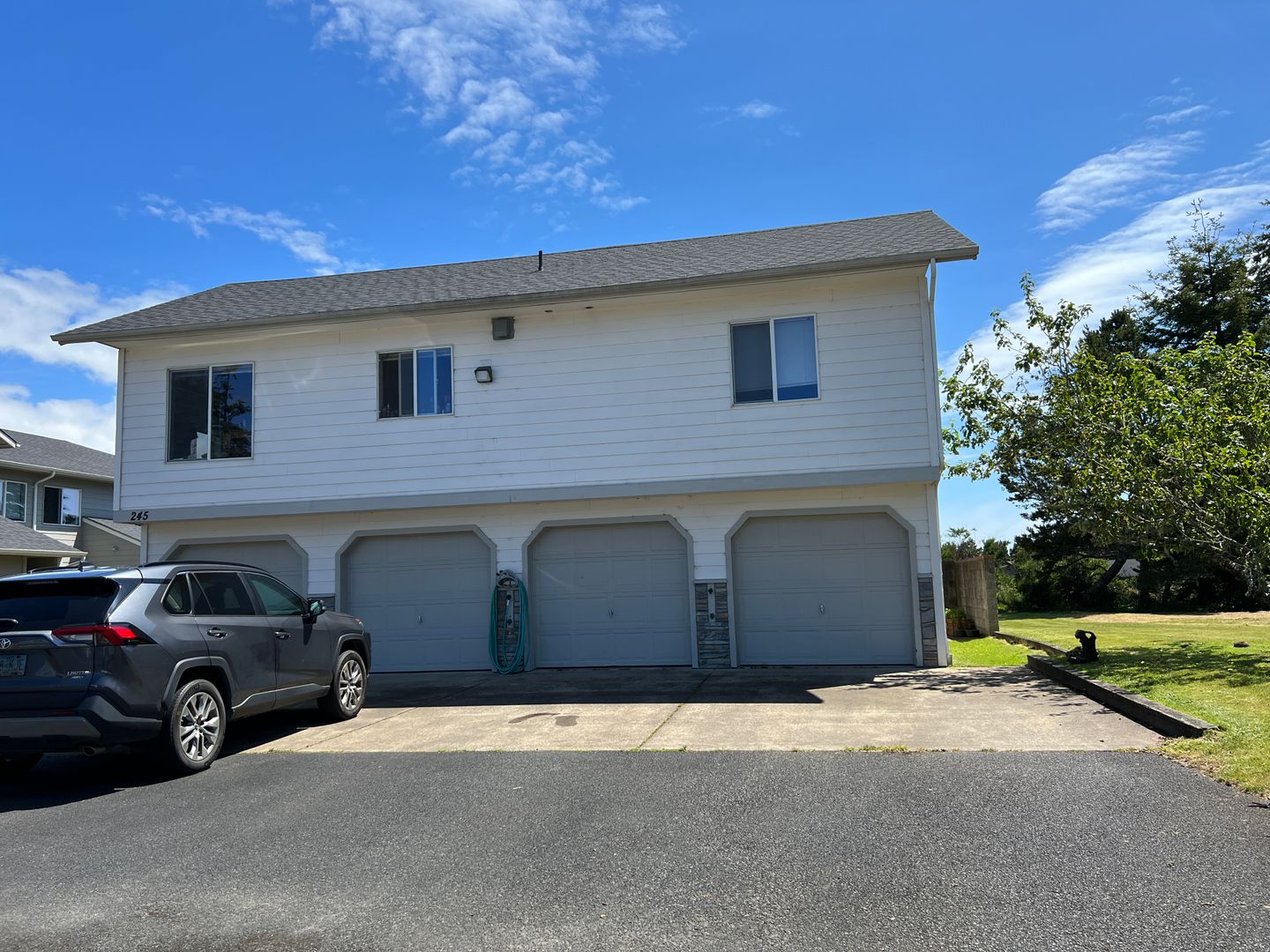 Newport Apartment: 245 SW 30th St.