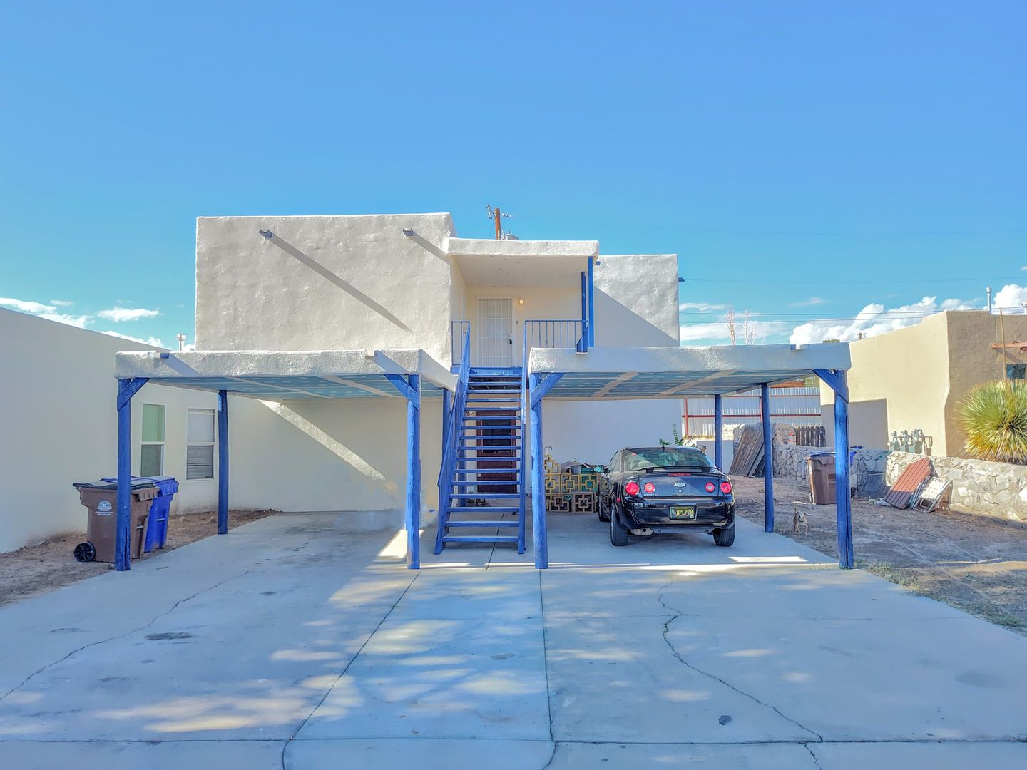 Las Cruces Apartment: 1217 La Fonda Dr