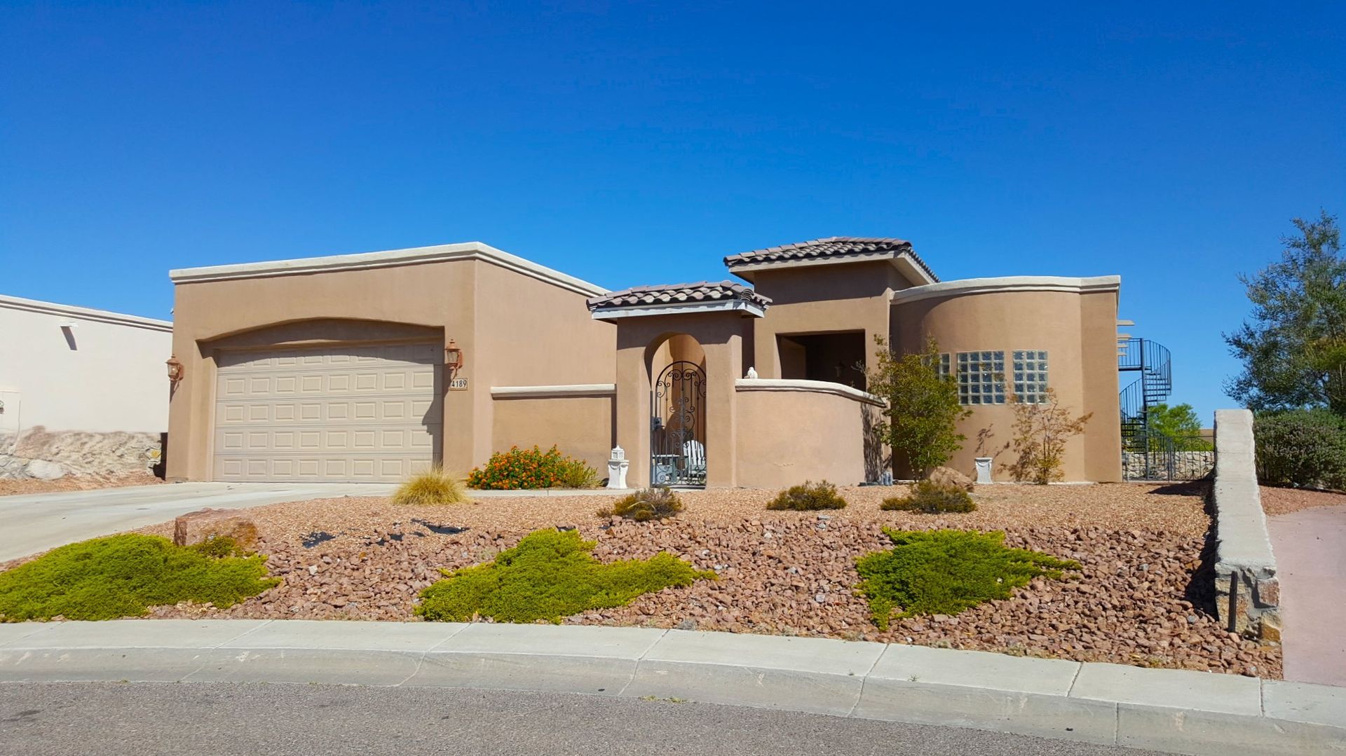 Las Cruces House: 4189 Capistrano Avenue
