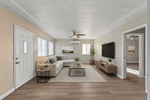 Beautifully Rehabbed 2 Bedroom Home - Move In Ready – photo 1
