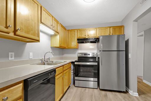 "The Cooper": 2-bedroom, 1-bath, 1,100 sqft – photo 1
