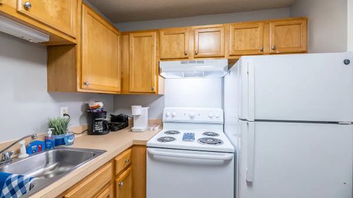 "The Stono": 1-bedroom, 1-bath, 800 sqft – photo 1