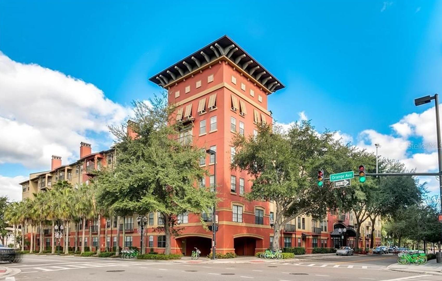 Orlando Condo: 911 N. Orange Avenue