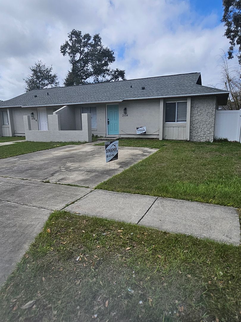 Orlando House: 2734 Coral Reef Drive