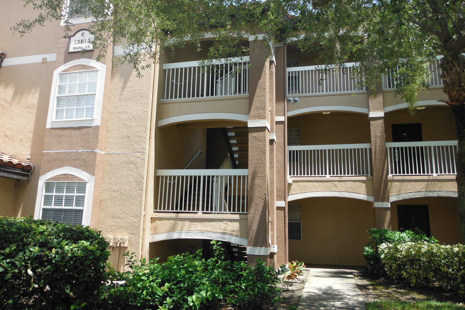 Orlando Condo: 13815 Fairway Island Drive