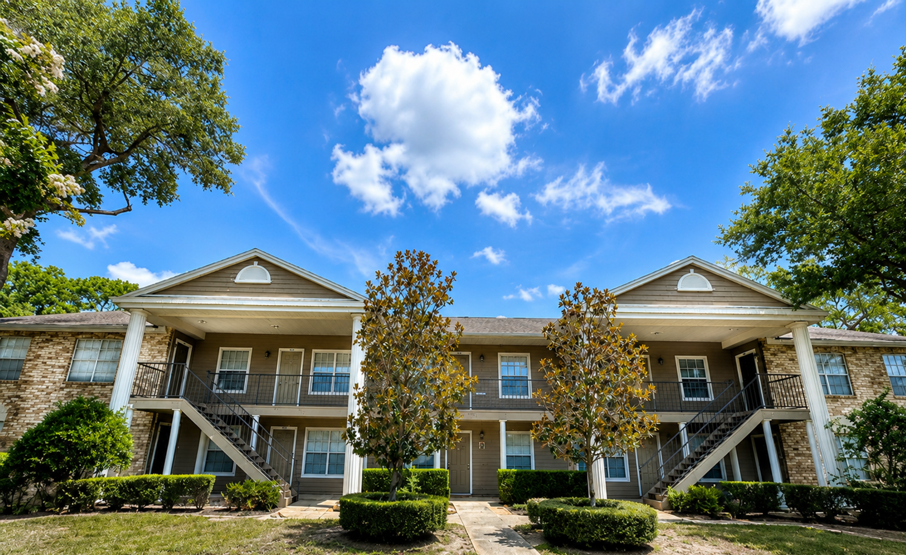 Oviedo House: 109 Reserve Circle #213