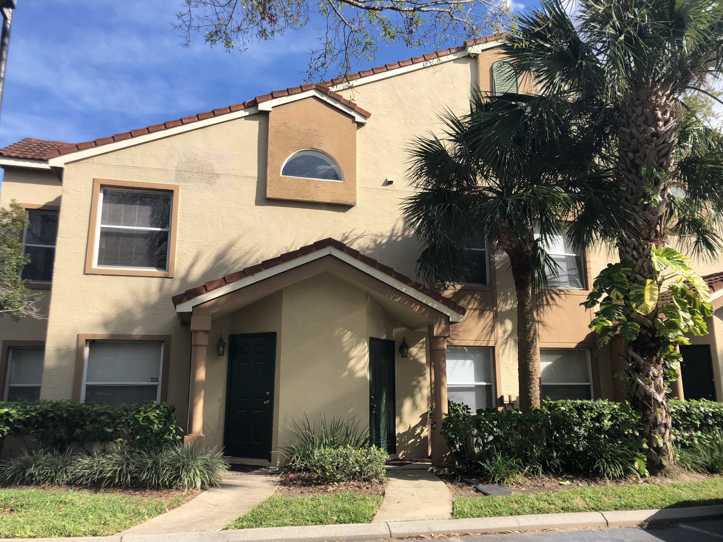 Orlando Townhome: 5408 E. Michigan Street