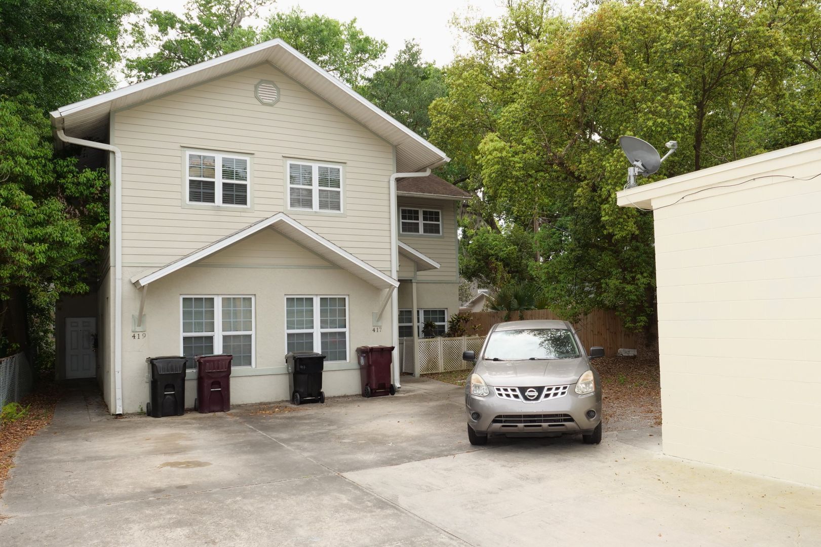 Orlando House: 419 N Fern Creek Ave