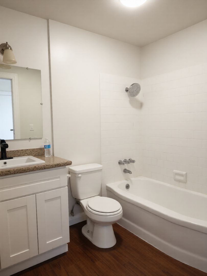 Upland Apartment: 479 E. Richland St.