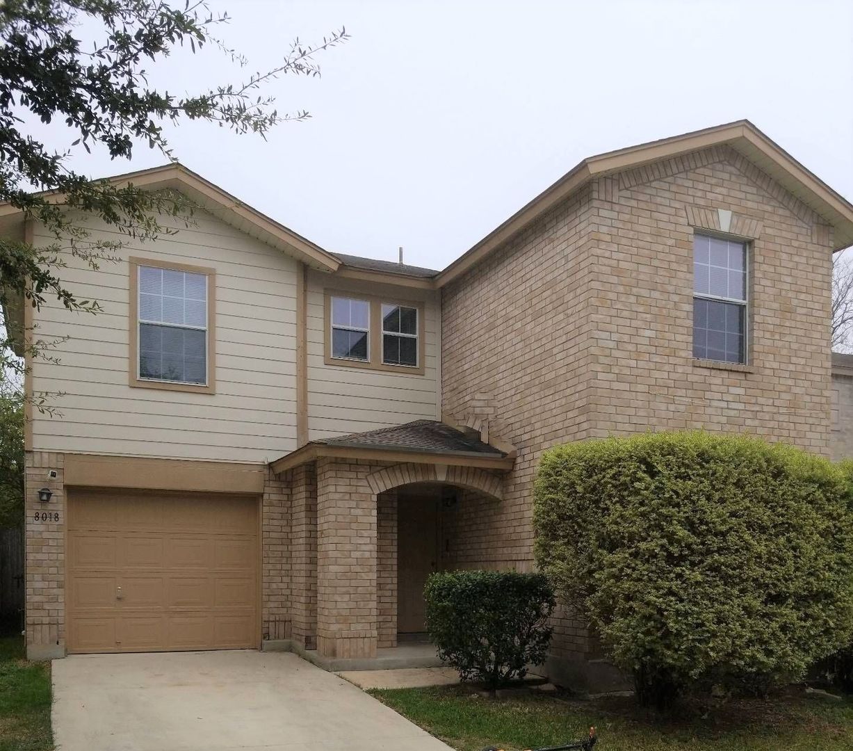 San Antonio House: 8018 Sandbar Point