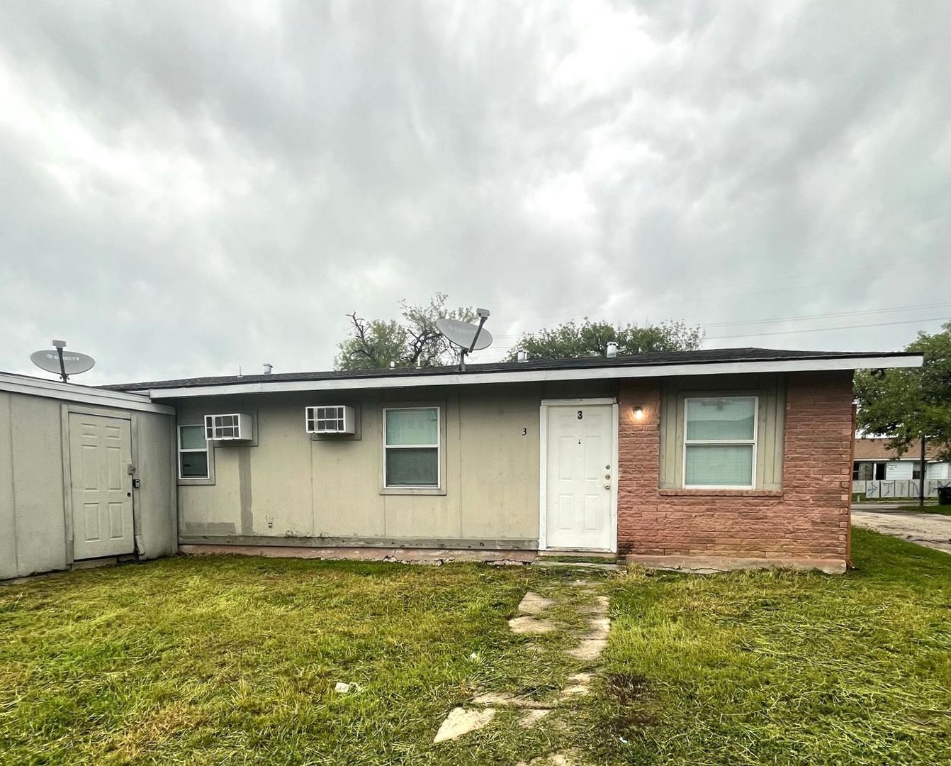 San Antonio Apartment: 7115 Glen Terrace