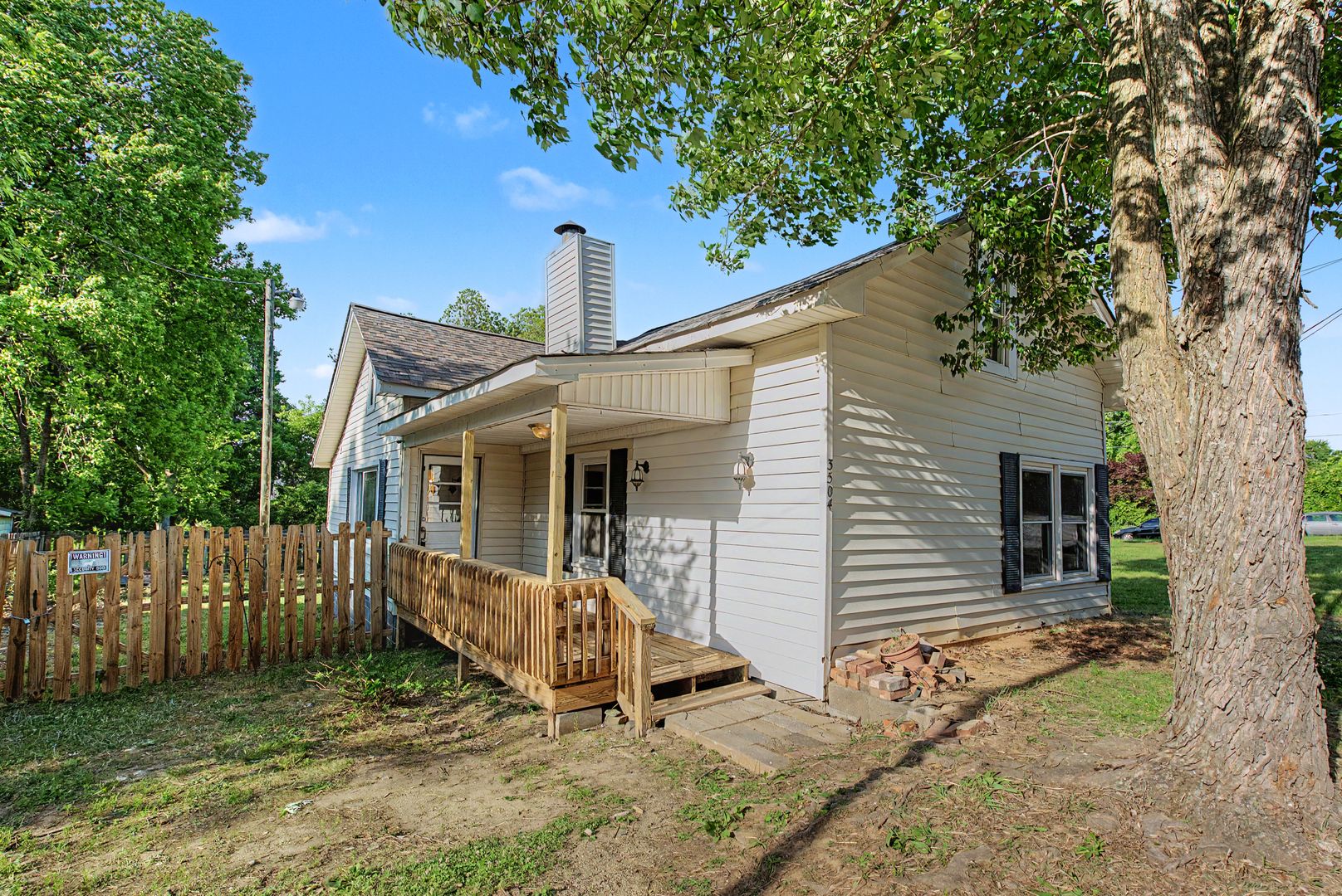 Greensboro House: 3504 Brevard Rd