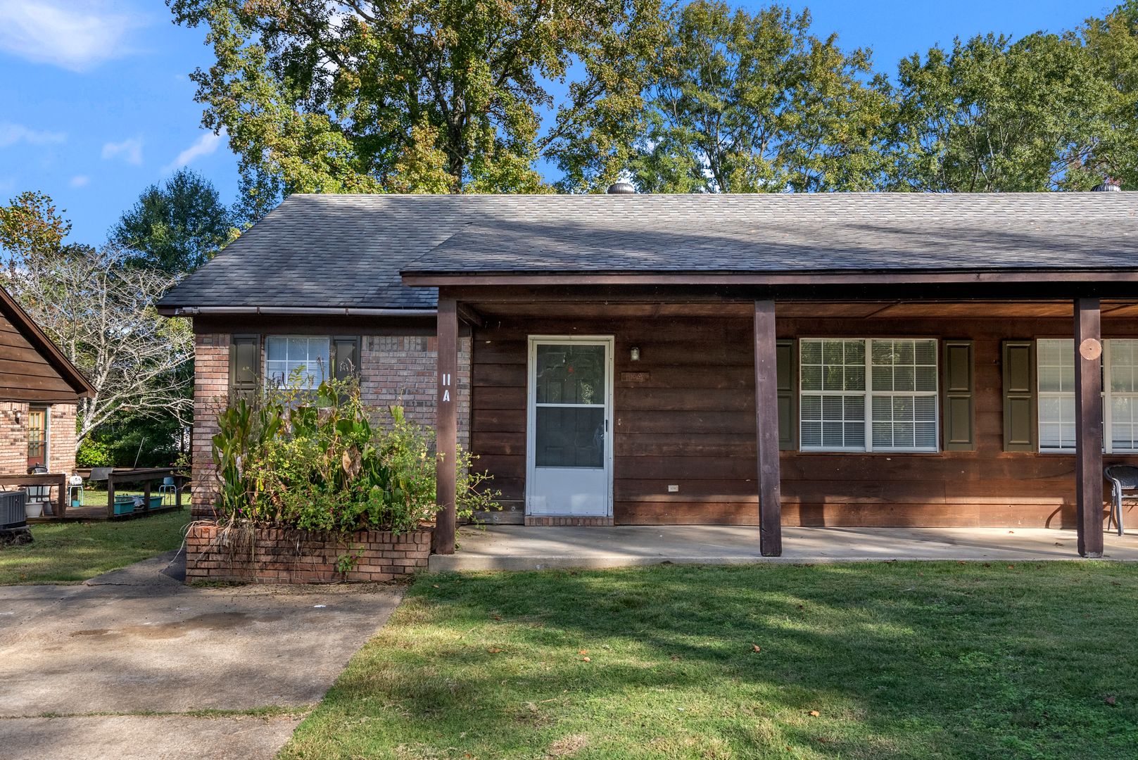 Oxford Apartment: GO TCC LLC