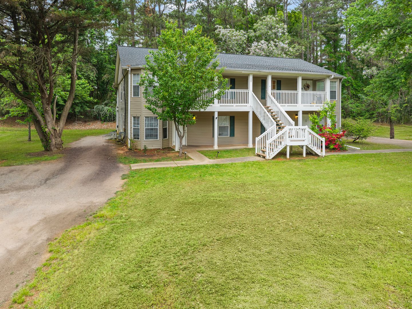 Athens Apartment: 125 Cumberland Court